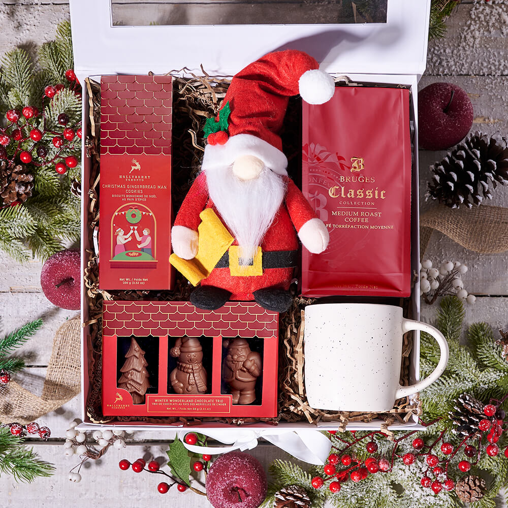 Hollyberry Christmas Treat Basket – how the gift is presented