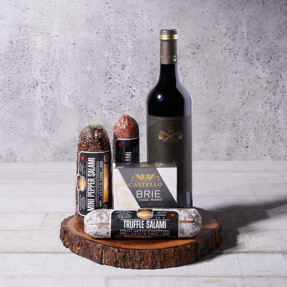 Wine Gift Basket with Salami Selection – how the gift is presented