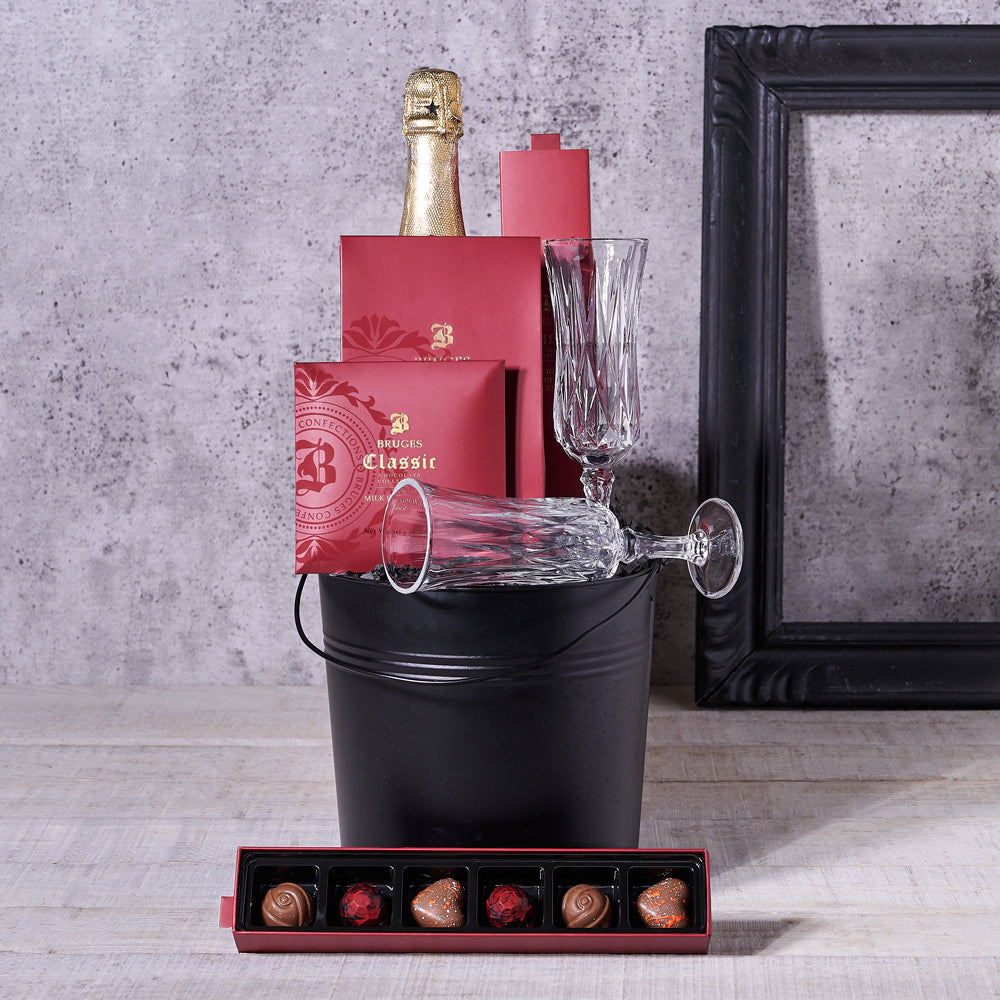 Sparkling Wine and Truffles Bucket – how the gift is presented