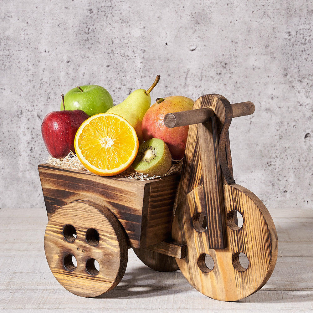 Wooden Cart Fresh Fruit Basket – how the gift is presented
