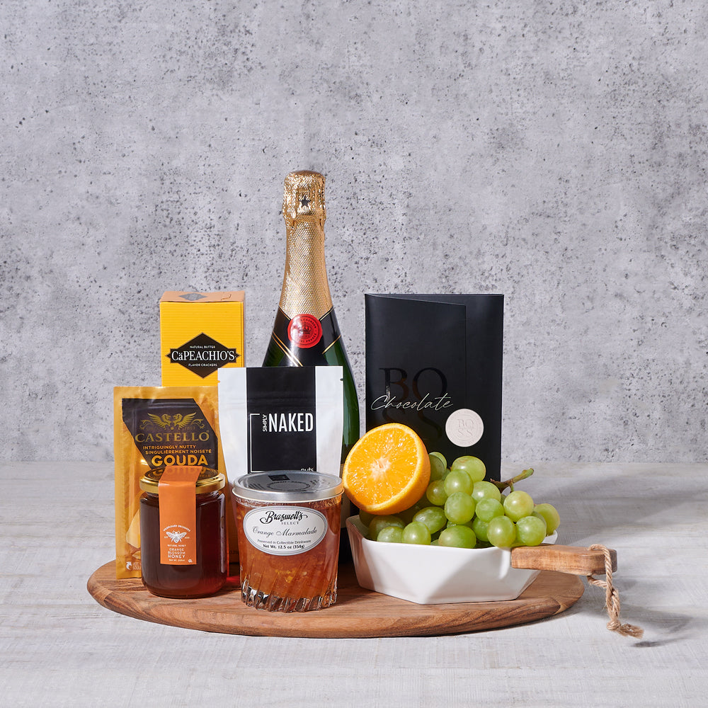 Sparkling Wine and Teak Gift Set – how the gift is presented