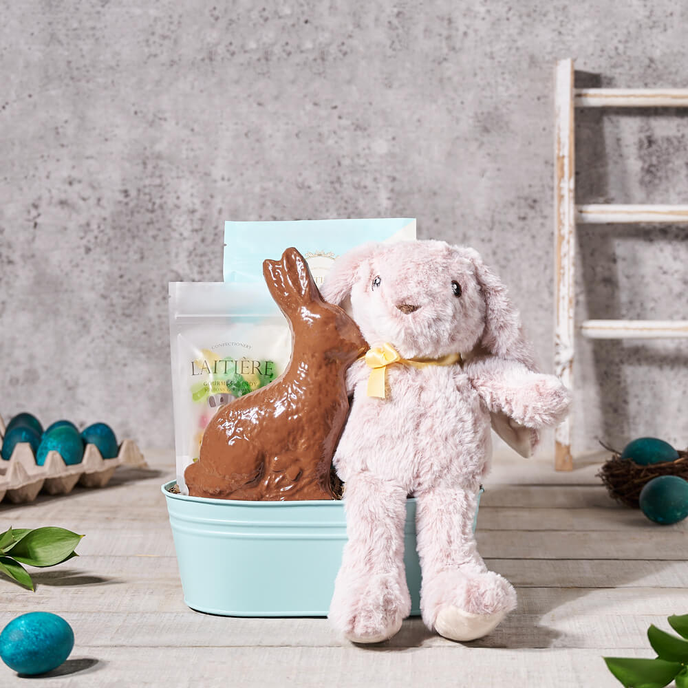 Easter Bunny Treat Basket – how the gift is presented