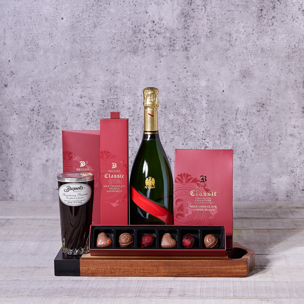 Sparkling Wine and Strawberry Preserve Basket – how the gift is presented