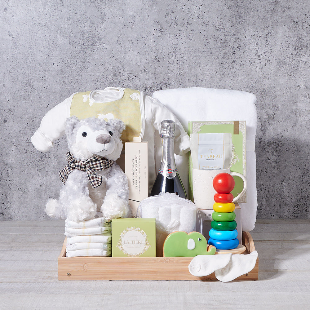 The Opulent Neutral Baby Gift Set – how the gift is presented